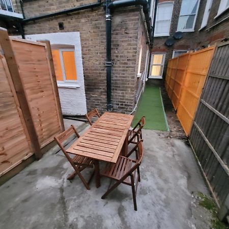 Spacious 2 Bedroom House In Central London With Garden Kültér fotó