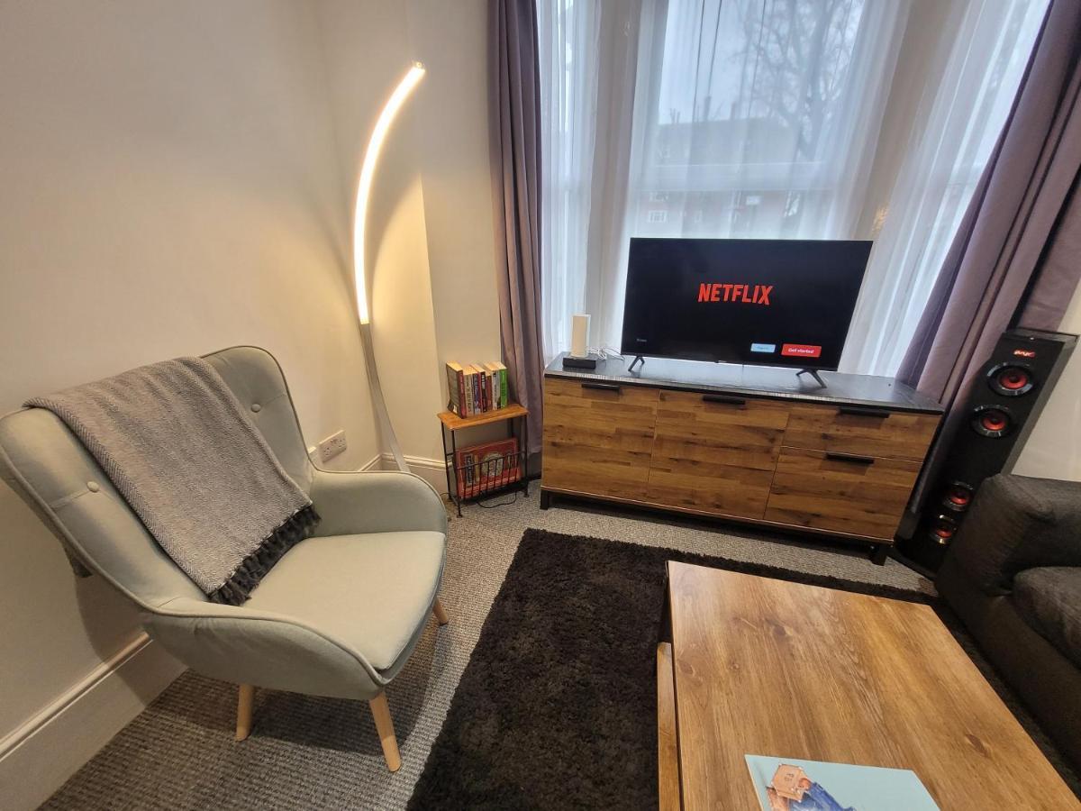 Spacious 2 Bedroom House In Central London With Garden Kültér fotó