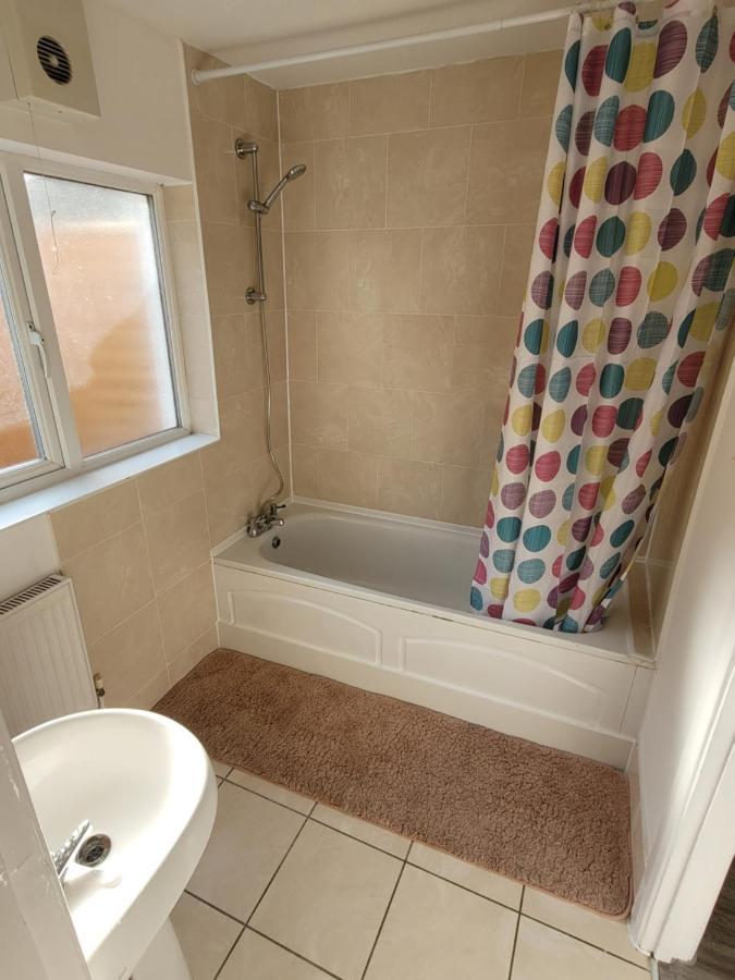 Spacious 2 Bedroom House In Central London With Garden Kültér fotó